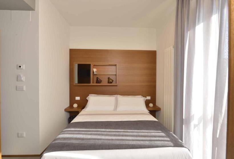 پانسیون Piano Alto Rooms