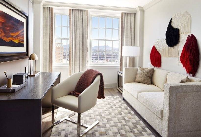 The Plaza Hotel Pioneer Park