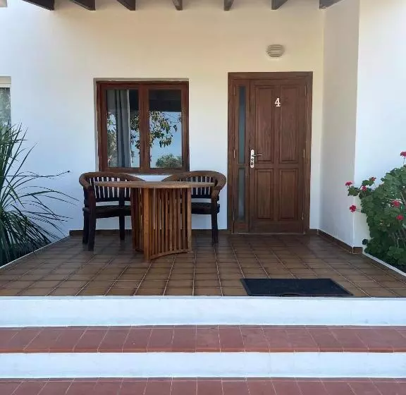 Apartamentos Vista Vedrá