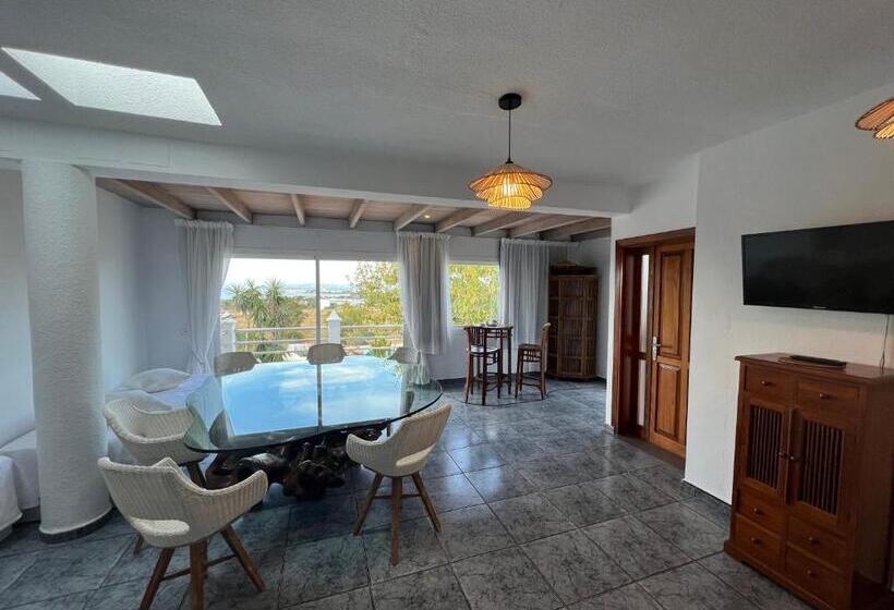 Apartamentos Vista Vedrá