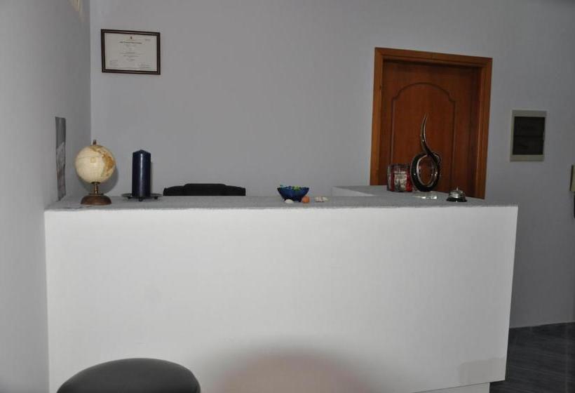 פנסיון Villa Edi&linda