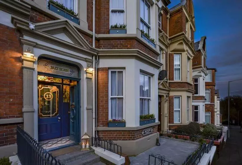 پانسیون Jazz House