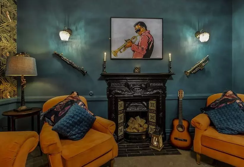 پانسیون Jazz House