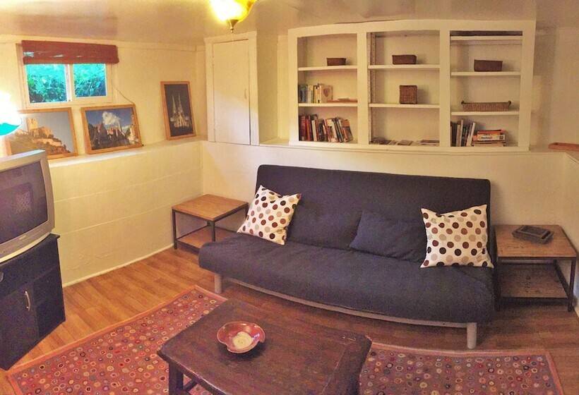 3 Bedroom Cottage Near Sugarhouse Park