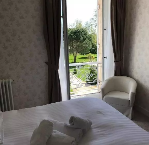 ベッドアンドブレックファースト Chambres D Hotes De Pouzelande