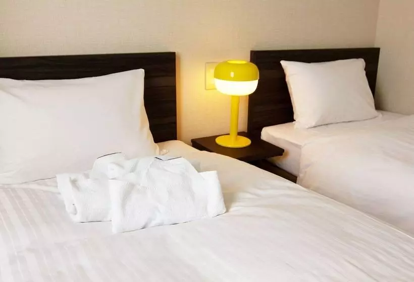 هتل Checkinn Osaka Shinimamiya