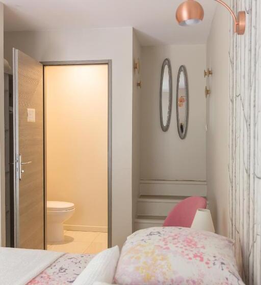 פנסיון Le Mas Des Alexandrins