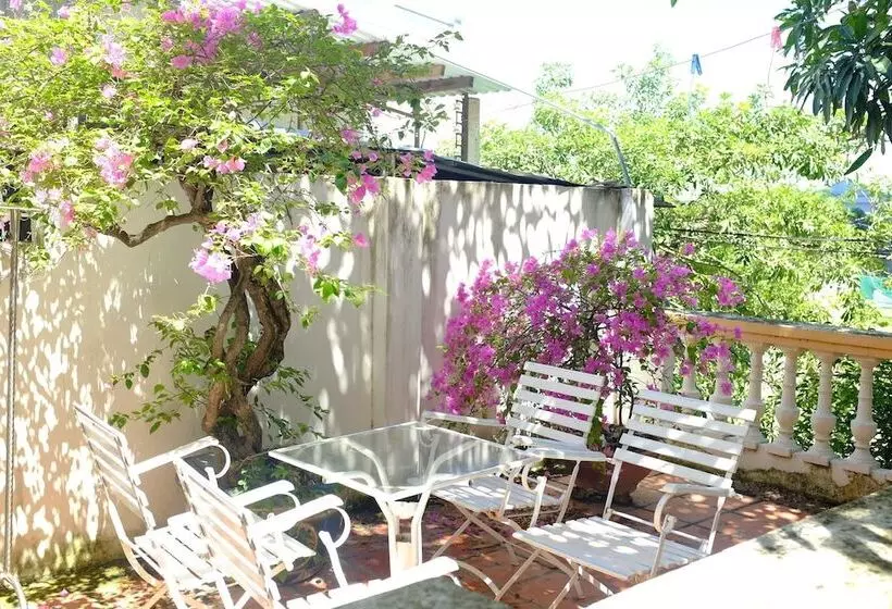 پانسیون Moon House Tropical Garden Lavender