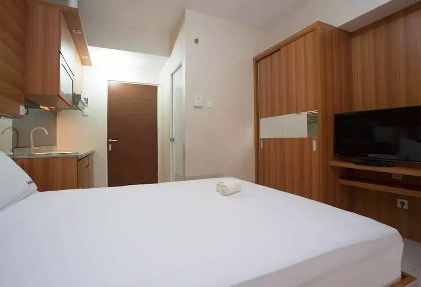 ペンション Reddoorz Apartment @ Taman Melati Margonda