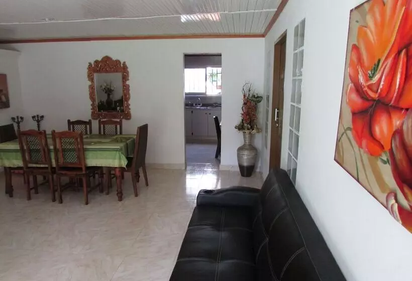 Posada Hostal Miss Marlly