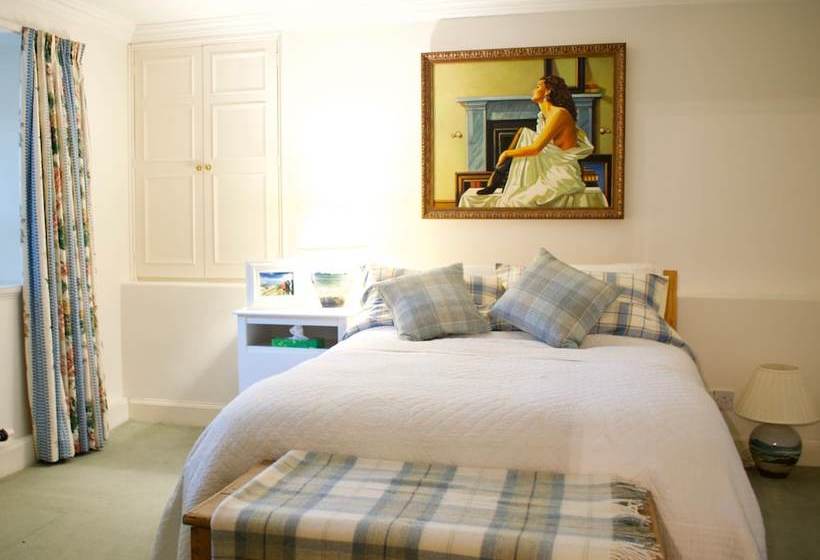 Spacious Cottage In Edinburgh