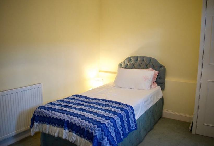 Spacious Cottage In Edinburgh