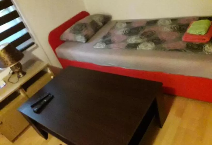 Hostel Topić