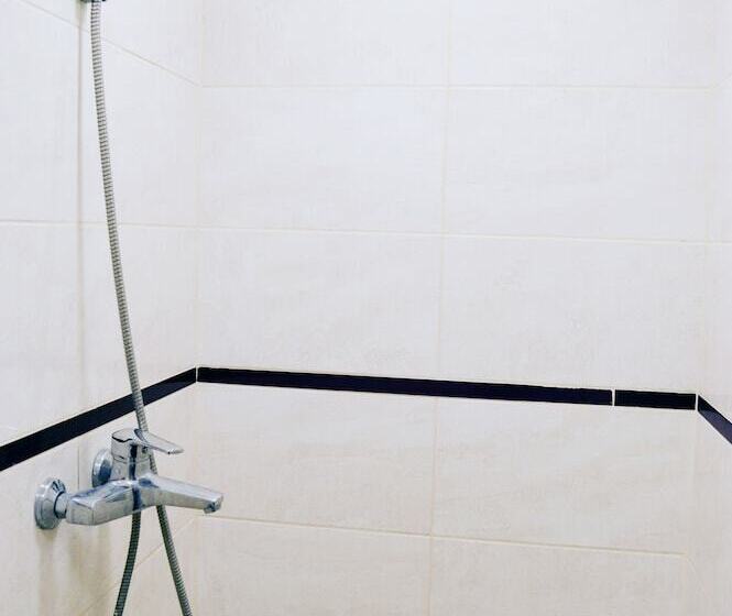 Hostel Train Station