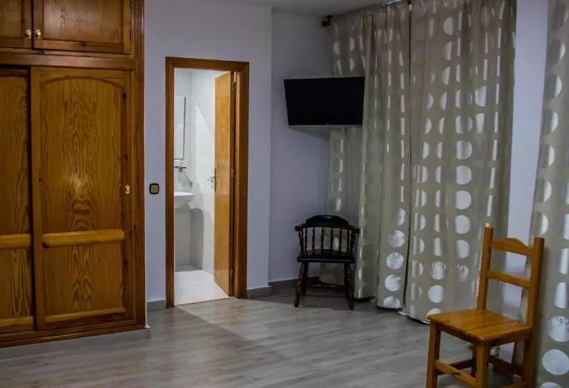 پانسیون Hostal Villaricos
