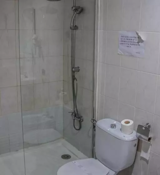 پانسیون Hostal Villaricos
