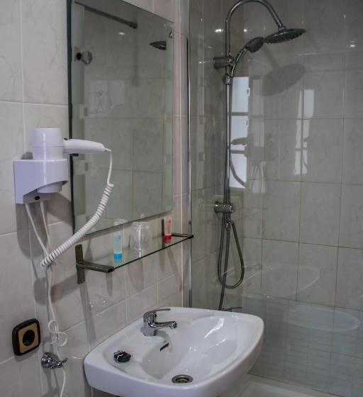 بنسيون Hostal Villaricos