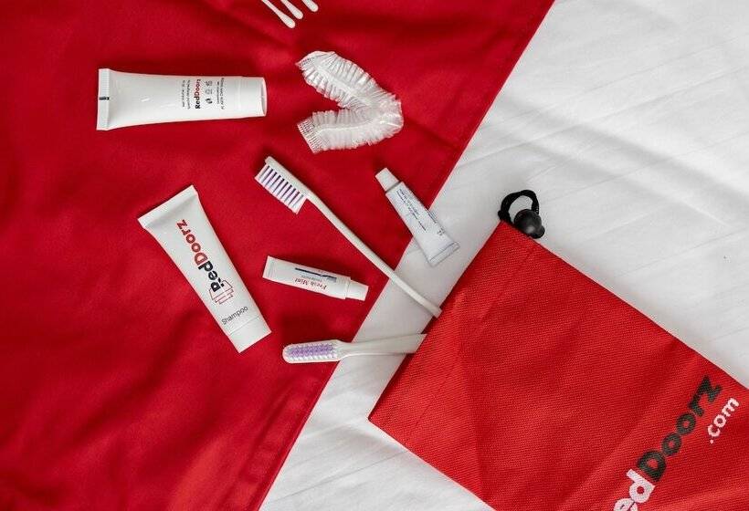 ペンション Reddoorz Syariah @ Griya Shanta Malang