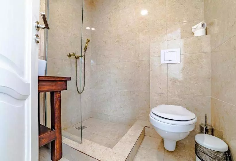 Yael Luxury Apartments 3