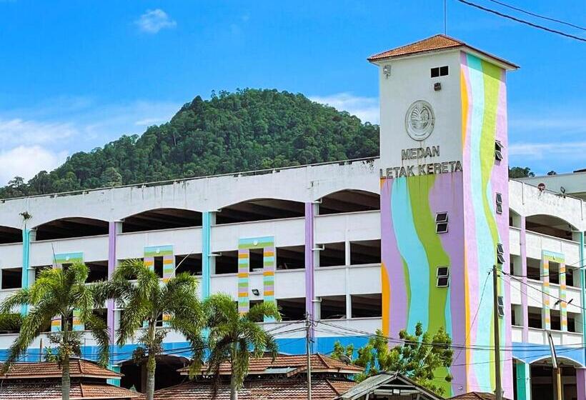 Dindings Pantai Desair Apartment By Dpd