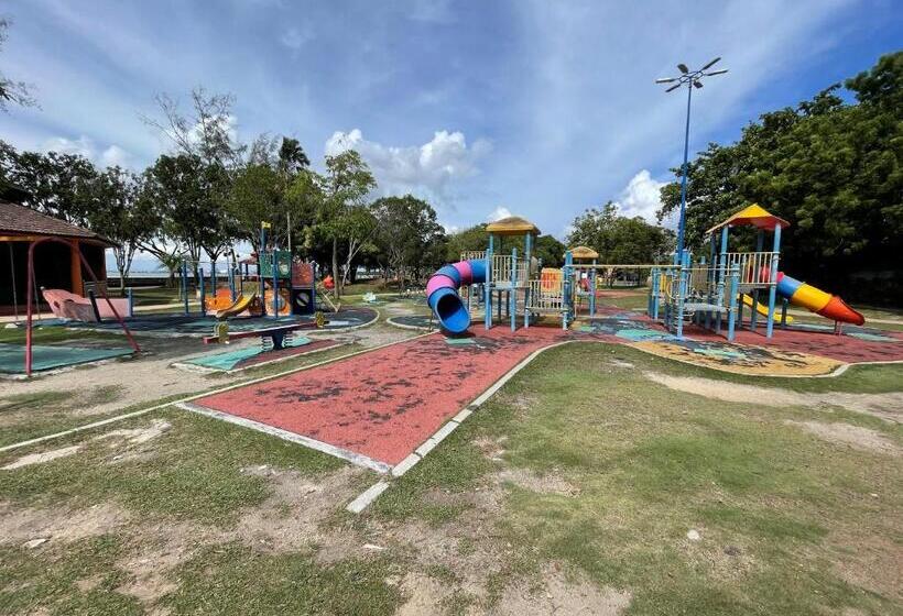 Dindings Pantai Desair Apartment By Dpd