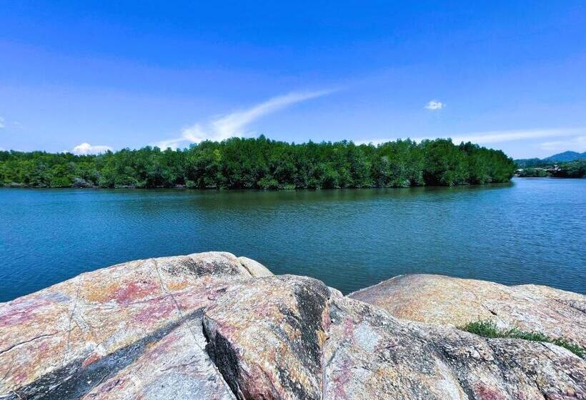 Dindings Pantai Desair Apartment By Dpd