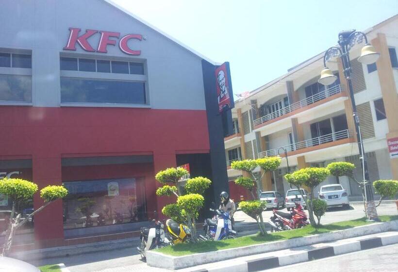 Dindings Pantai Desair Apartment By Dpd