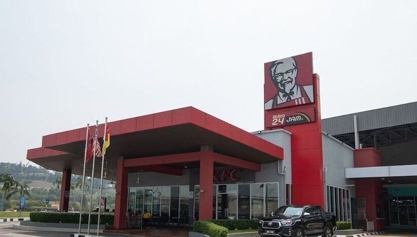 فندق 99 Sepang Klia