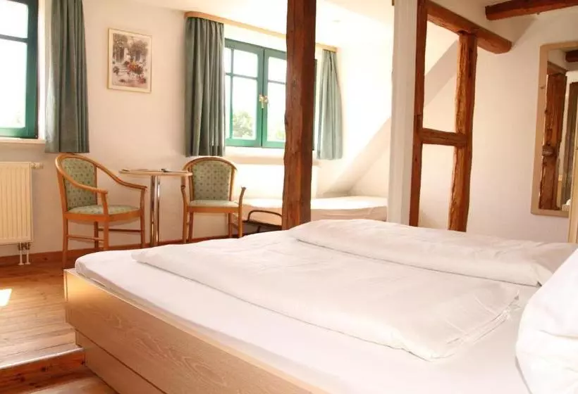 ホテル Landgasthof Wirtshaus Zur Eibe