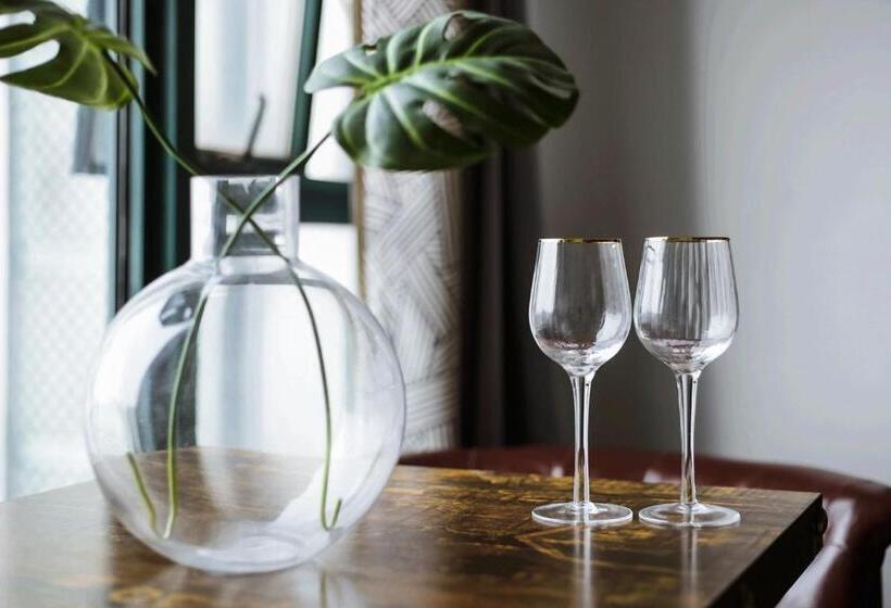 Hotel Xuanwu Lake, Confucius Temple, Night View Of Nj