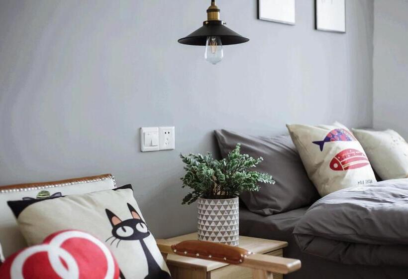 Hotel Xuanwu Lake, Confucius Temple, Night View Of Nj