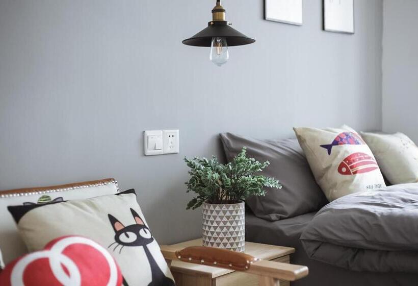 Hotel Xuanwu Lake, Confucius Temple, Night View Of Nj