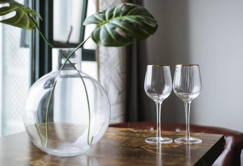 Hotel Xuanwu Lake, Confucius Temple, Night View Of Nj