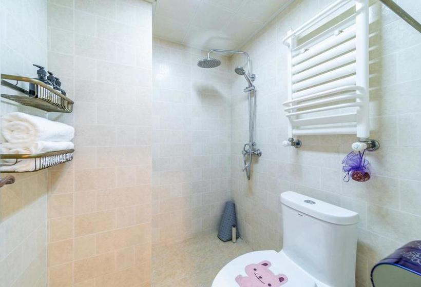 Otel Zhengzhou Erqi · Erqi Wanda Complex ·