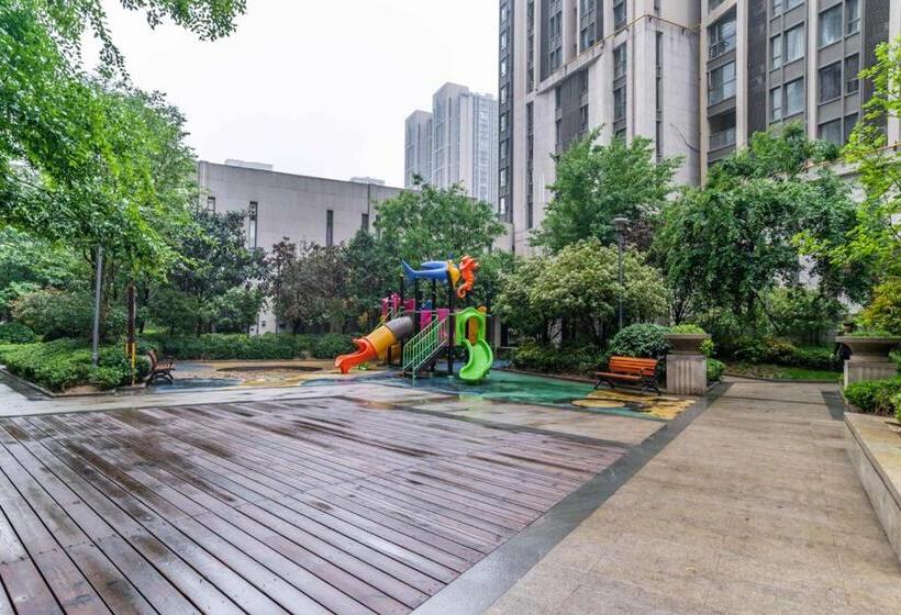 Otel Zhengzhou Erqi · Erqi Wanda Complex ·