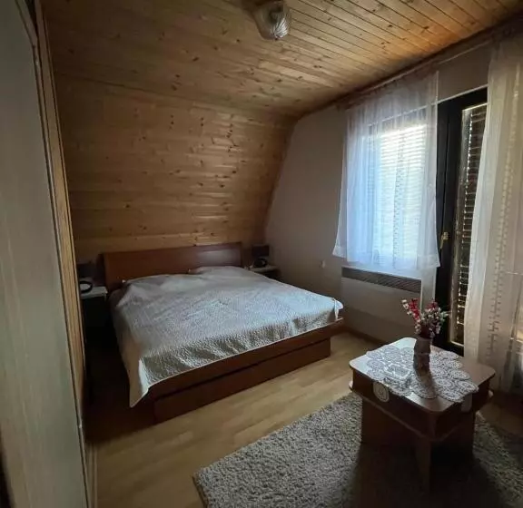 پانسیون Kuća Janjic Jahorina