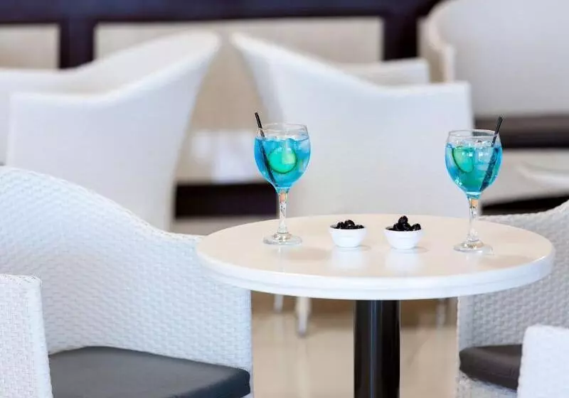 Aparthotel Los Dragos Del Sur