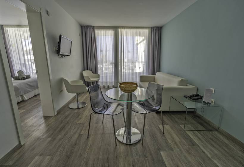 Coral Ocean View - Adults Only