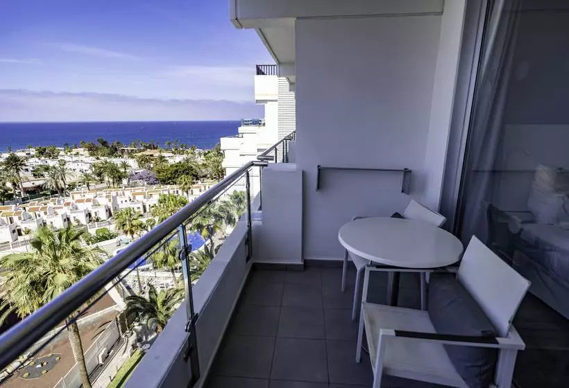 Coral Ocean View - Adults Only