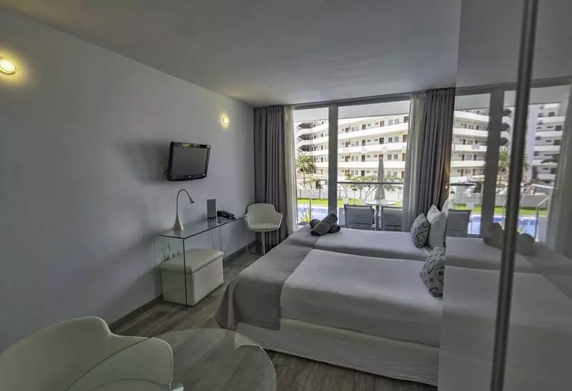 Coral Ocean View - Adults Only