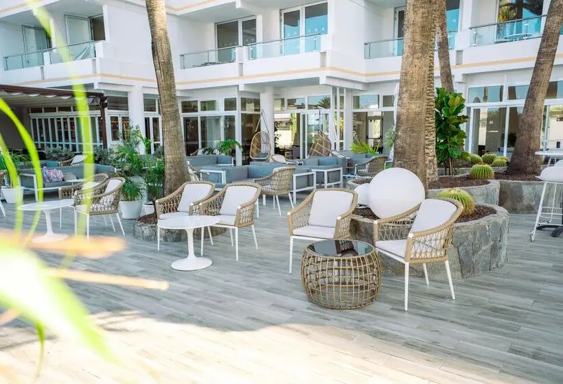 Coral Ocean View - Adults Only