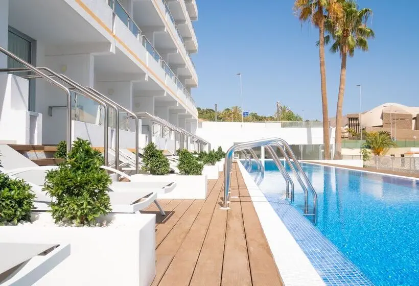 Coral Ocean View - Adults Only