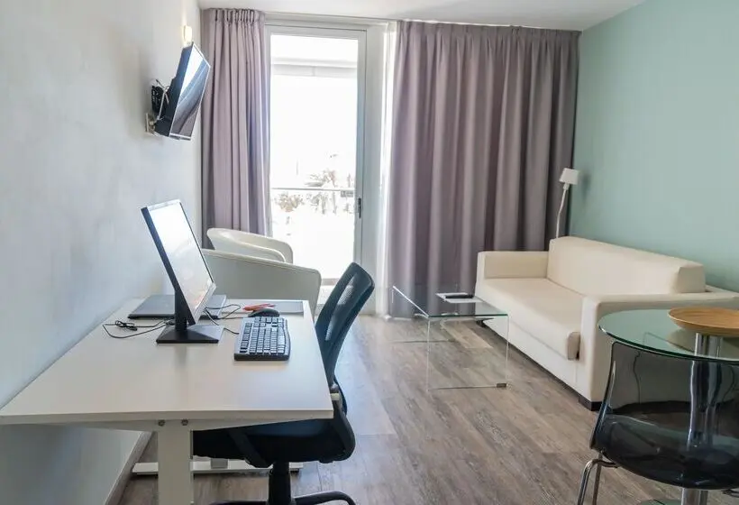 Coral Ocean View - Adults Only