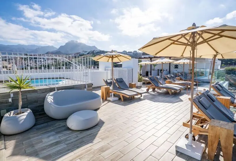 Coral Ocean View - Adults Only