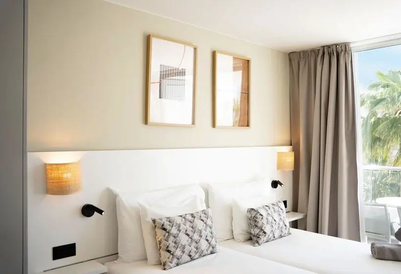 Coral Ocean View - Adults Only