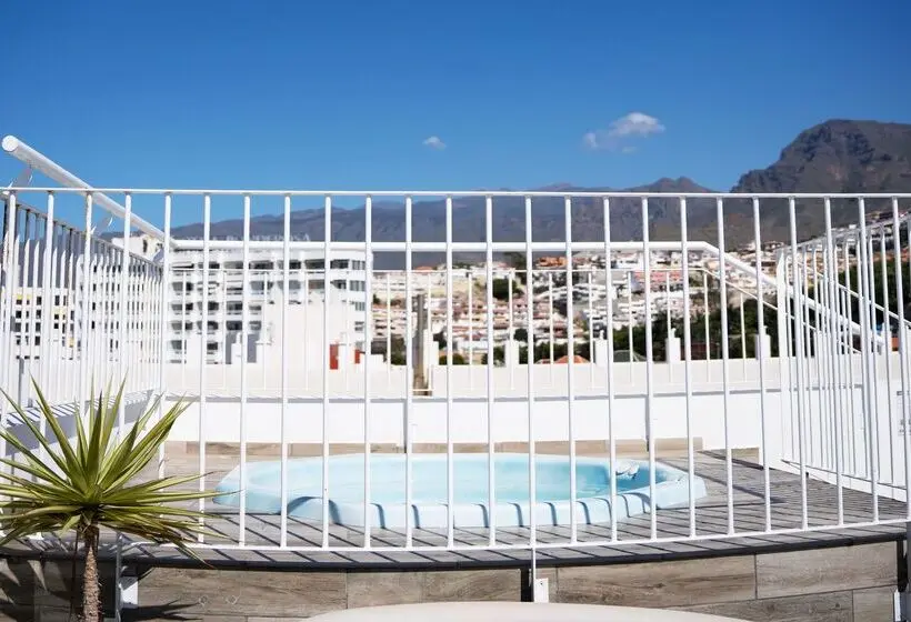 Coral Ocean View - Adults Only