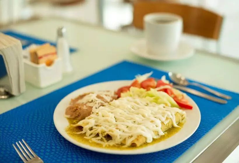 هتل Best Western Centro Monterrey