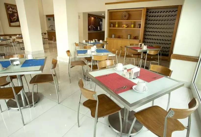 هتل Best Western Centro Monterrey