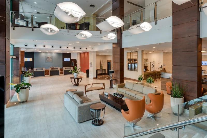 هتل Comfort Suites Vitoria