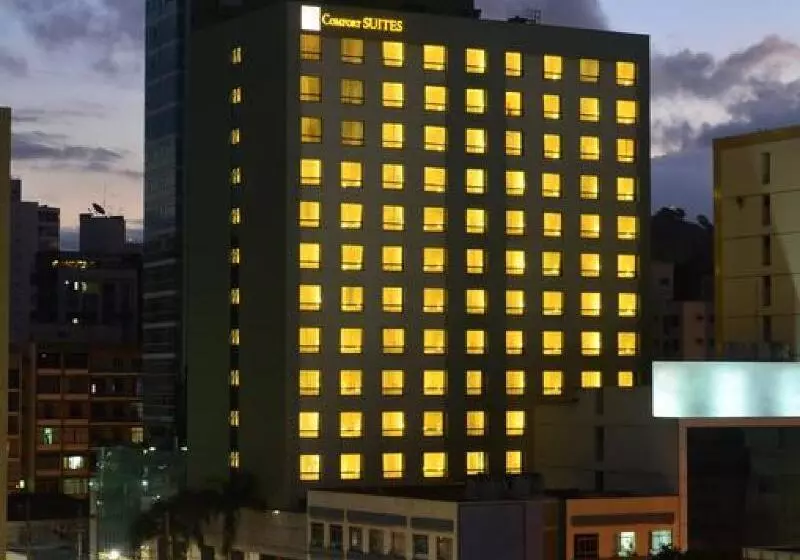 Отель Comfort Suites Vitoria